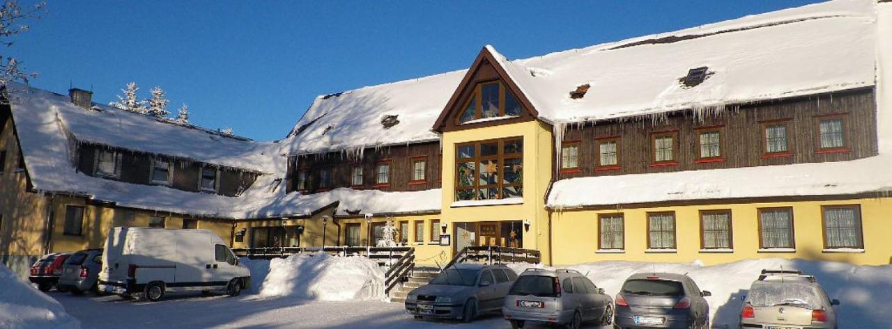 Hotel "Zum Einsiedler" Deutschneudorf Ngoại thất bức ảnh